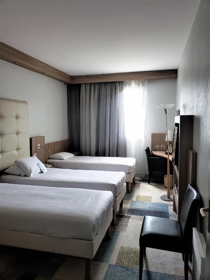 3 Single Beds,1362498980:JPEG